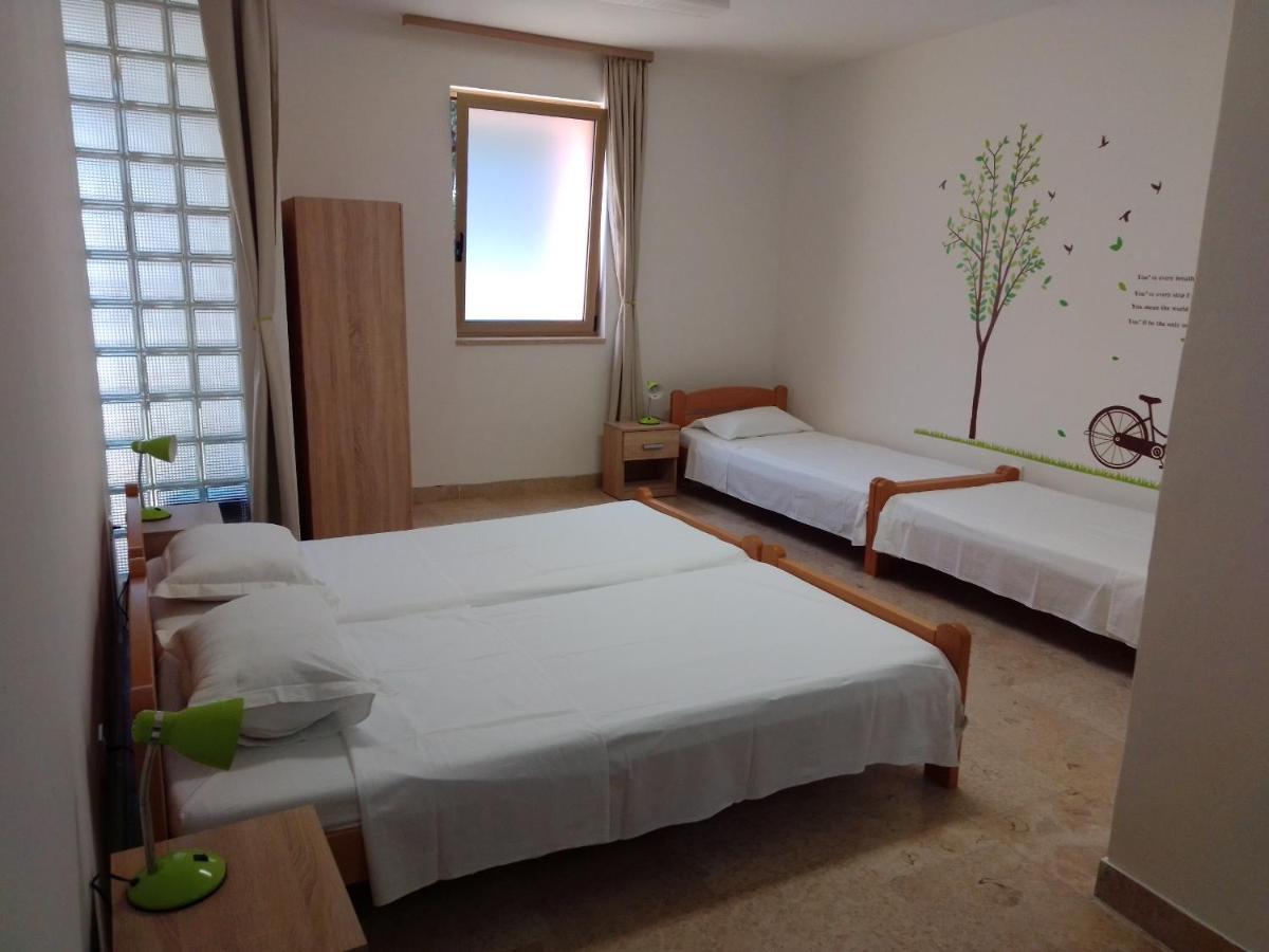 Apartman Sendi Pula Luaran gambar